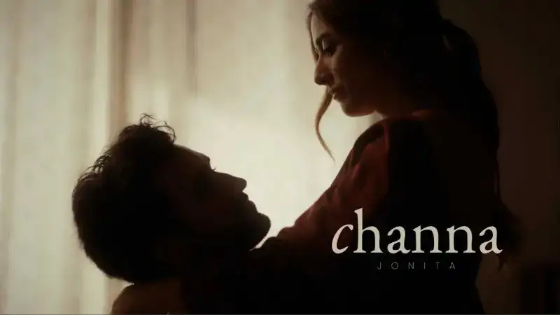 Jonita Gandhi’s new track ‘Channa’ out now! Fall in love with the romantic number