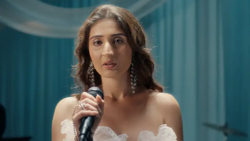 Dhvani Bhanushali brings back the magic of first love with ‘Pehla Ishq’