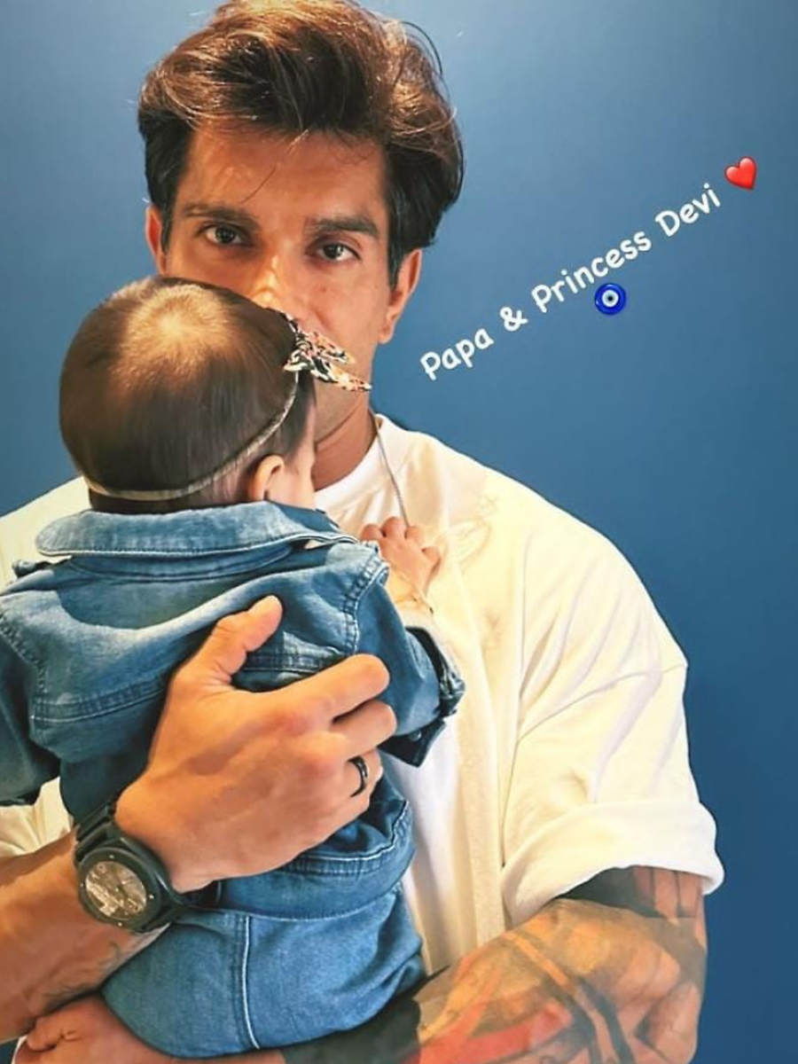 Hot Ent Scoop: Bipasha Drops Pic Of 'Papa And Princess Devi', Mrunal ...