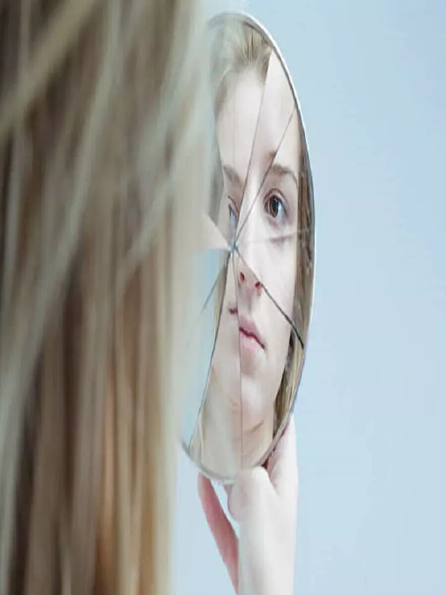8 Warning Signs of Suicidal Behavior That Are Easy to Miss | Times Now
