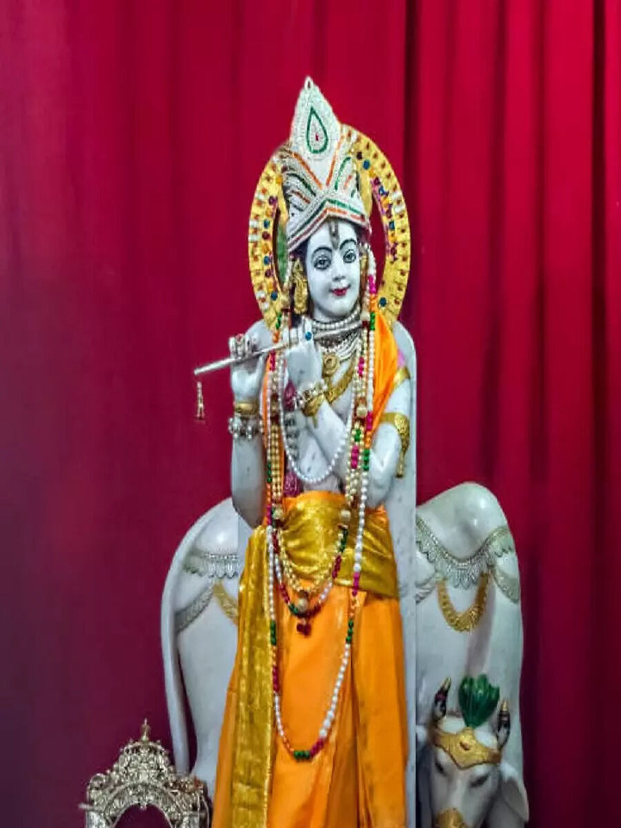 Morning Quotes from the Bhagavad Gita about Real Devotees | Times Now