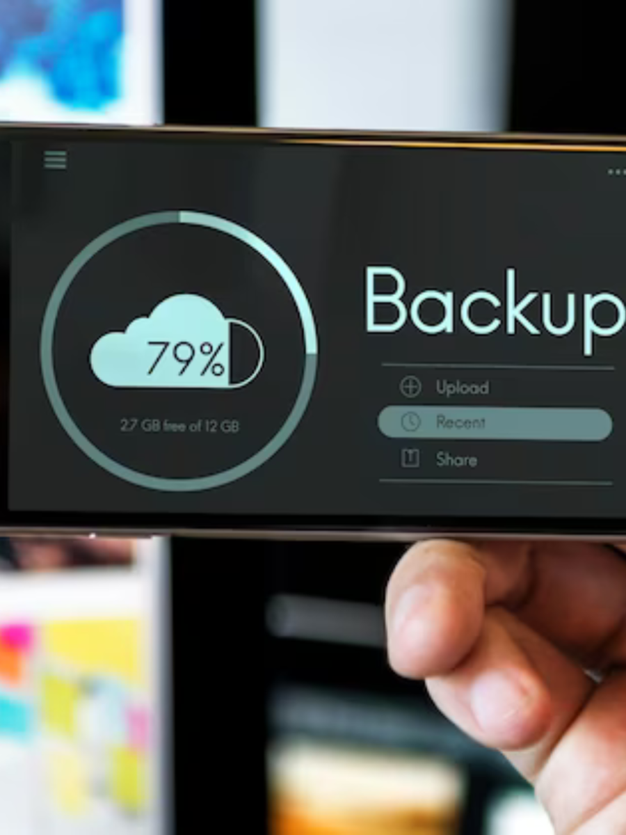 Step-by-step GUIDE to declutter your phone storage | ET Now