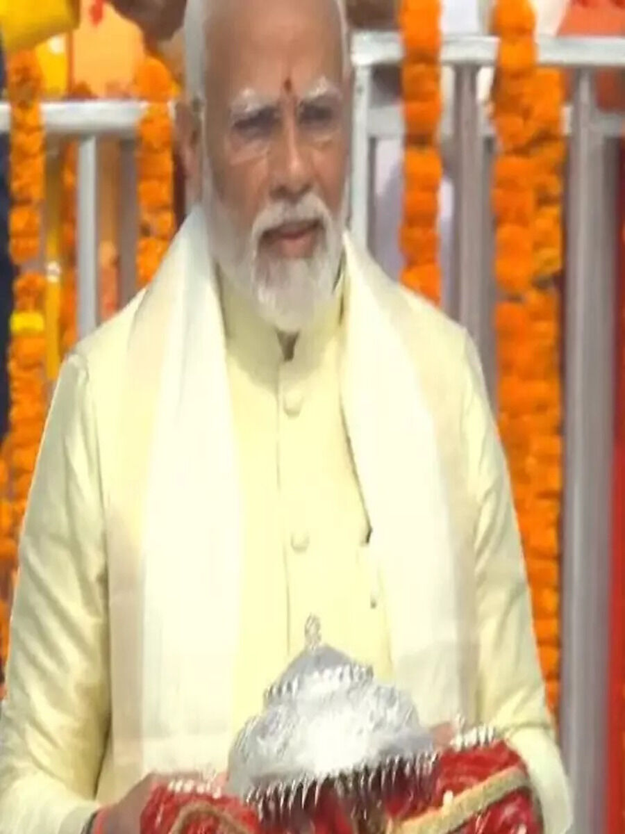 prime minister narendra modi reaches inside ayodhya ram mandir temple ...
