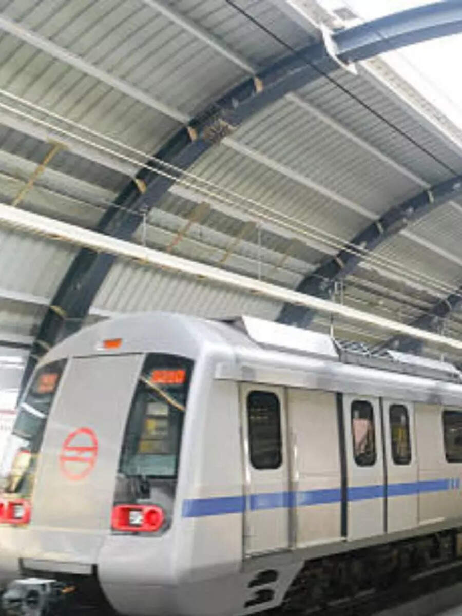 Delhi Metro की पहली और आखिरी ट्रेन का क्या है टाइम? ऐसे देखें DMRC ...