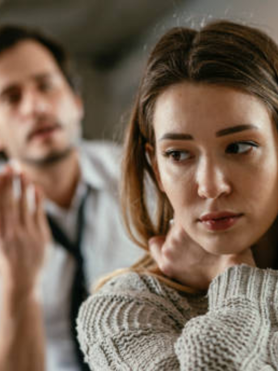 Warning Signs Of Poor Communication In Relationships | Times Now