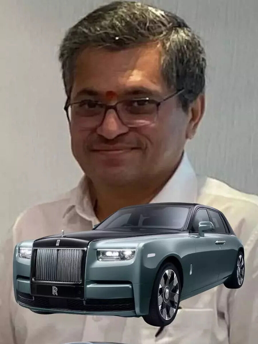 Mukesh Ambani Right Hand Manoj Modi Car Collection | Times Now Navbharat