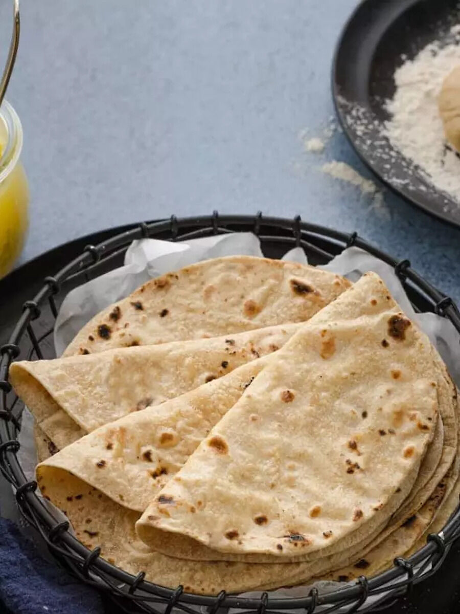 आटे में मिलाएं बर्फ का टुकड़ा, झटपट गोल रोटी बनाने का ये नया तरीका नहीं ...