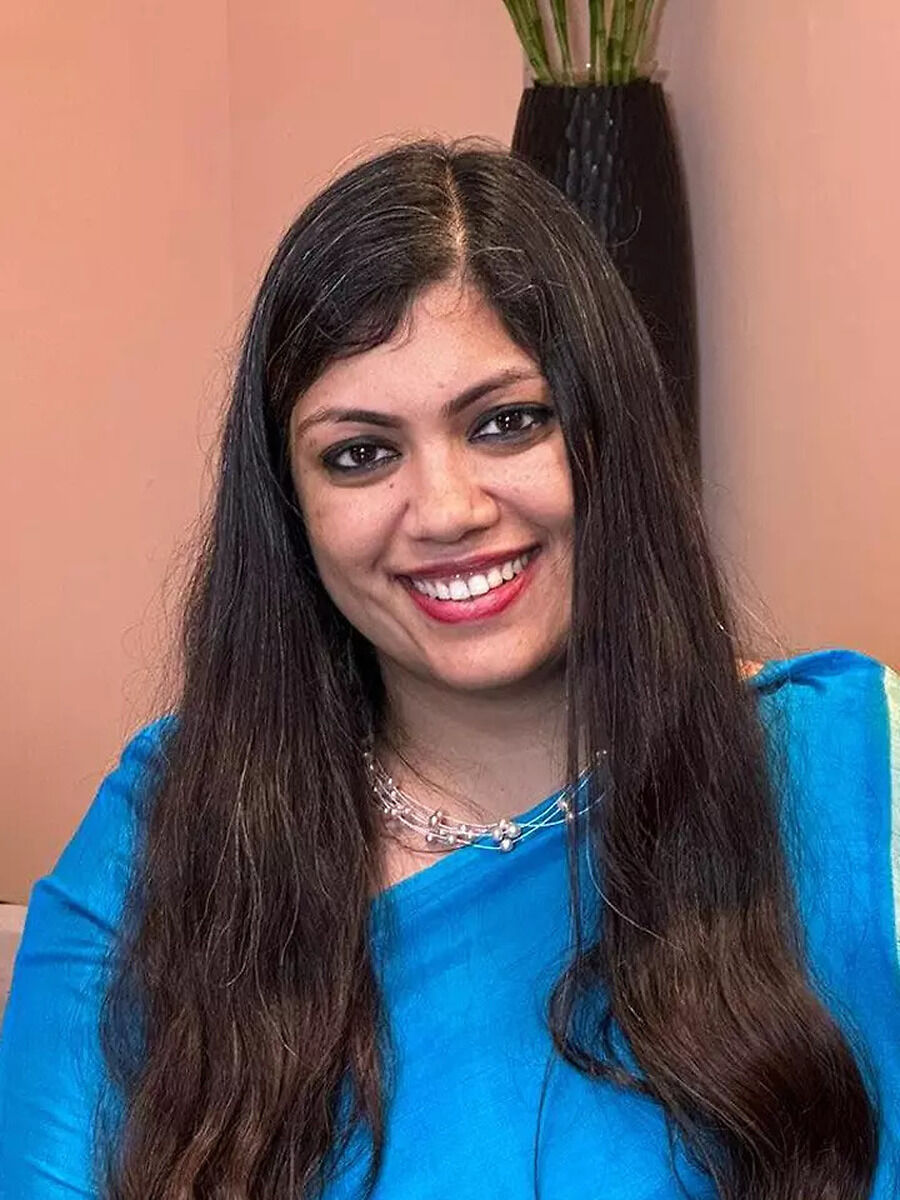 Meet DM Kasganj IAS Medha Roopam Know her Education Father and Husband ...