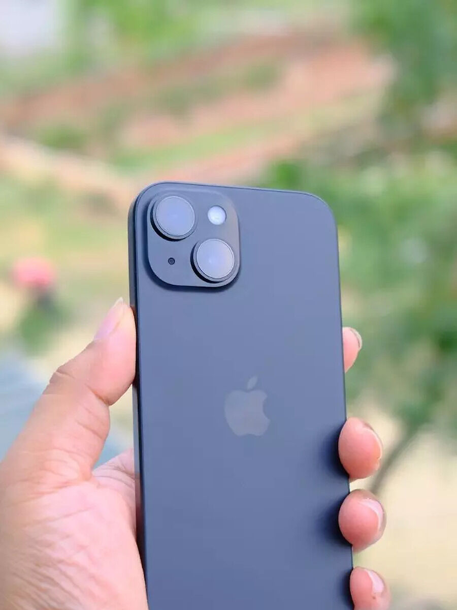 iPhone 16 Plus vs iPhone 15 Plus: Price, Design, Camera, Specs, What To ...