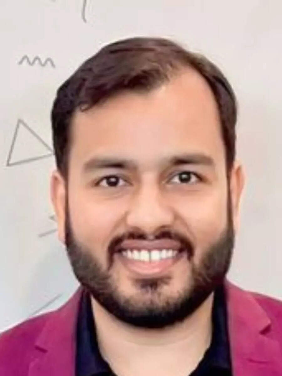 how-many-hours-should-a-student-sleep-physics-walla-alakh-pandey-smart