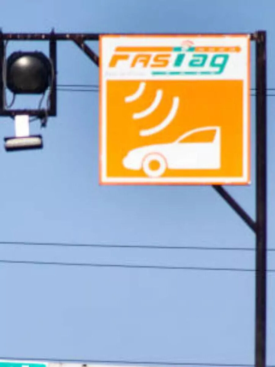 Can the same FASTag be used in two vehicles | Times Now Navbharat