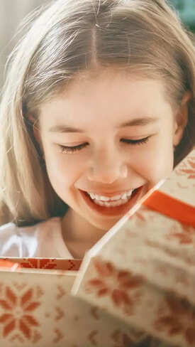 गिफ्ट फॉर गर्ल्स