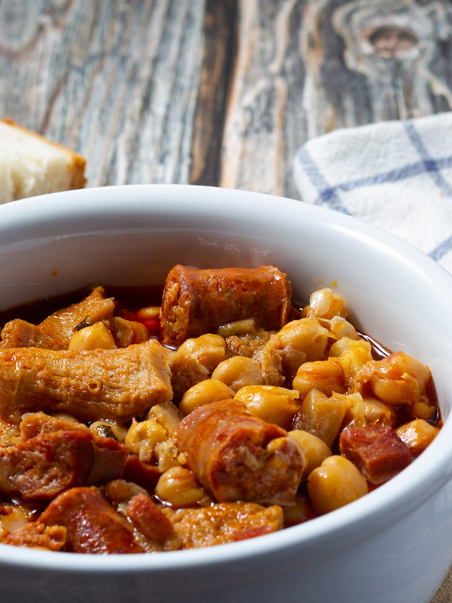Foods To Help You Build Body Heat This Winter | Health and Me