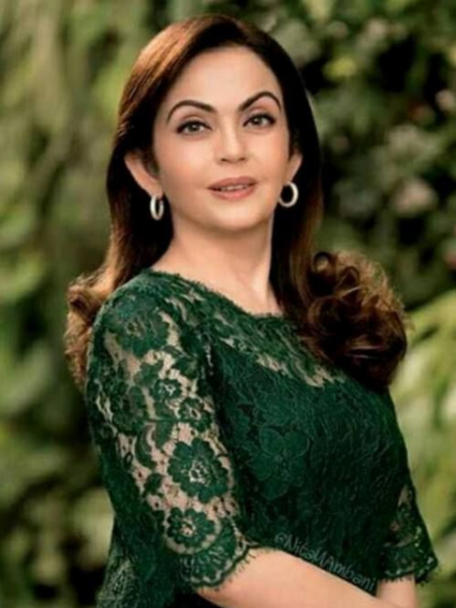  Nita Ambani : 60 வயதிலும் கொள்ளை அழகுக்கு நீதா அம்பானி என்ன சாப்பிடுகிறார் தெரியுமா? 