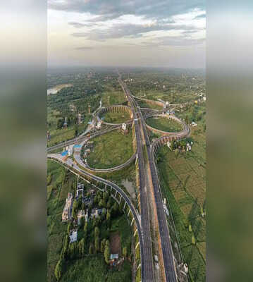 Delhi  - Mumbai Expressway All You Need To Know About It