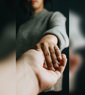 Dark Side Of Gemini That Emerges During A Major Life Crisis