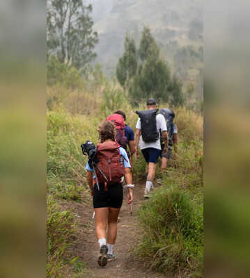 10 Hill Stations In India Where You Can Go Trekking With Friends