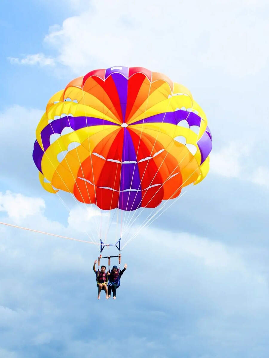  kerala: லீவு முடிவதற்குள் கேரளாவில் பராசெயிலிங் அனுபவிக்க சிறந்த இடங்கள் லிஸ்ட் தருகிறோம் 