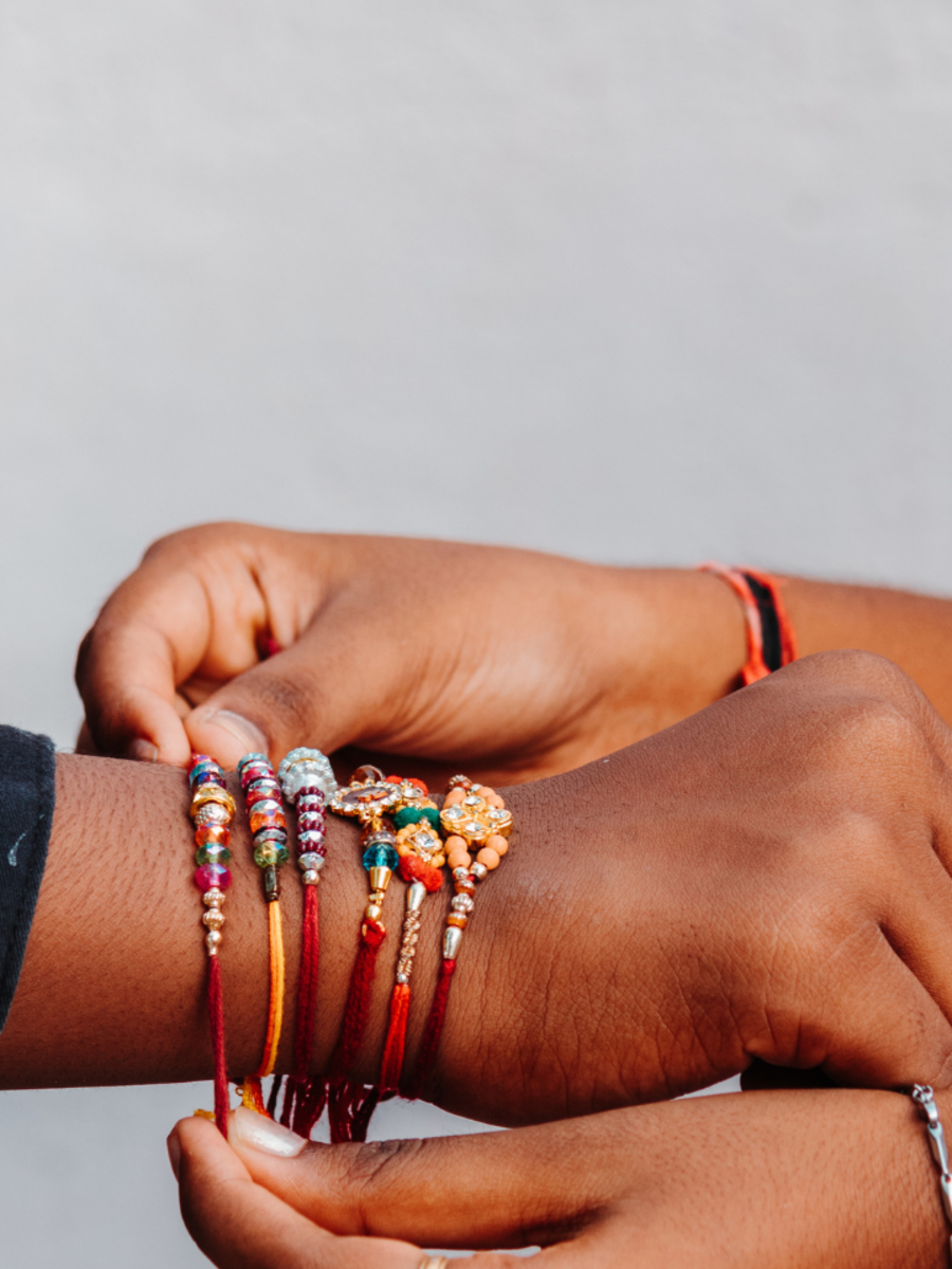  Raksha Bandhan Rakhi: வீட்டிலேயே ராக்கி கயிறு செய்வது எப்படி? செம்ம ஐடியா! 