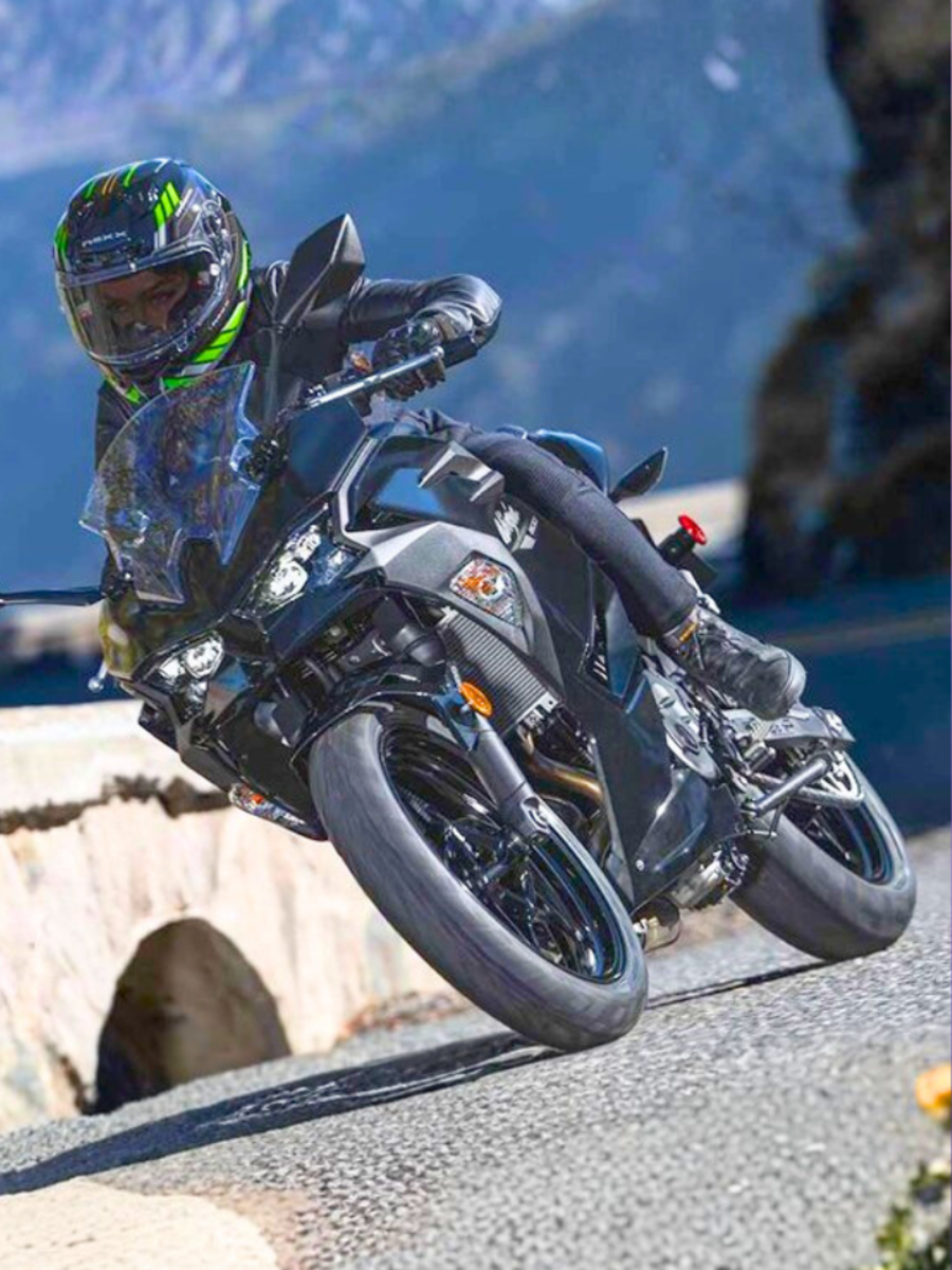5 Kawasaki Ninja 500 Alternatives - Aprilia RS 457, Royal Enfield