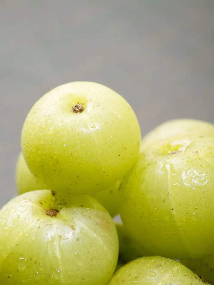  நெல்லிக்காய் யாரெல்லாம் சாப்பிட கூடாது தெரியுமா? 