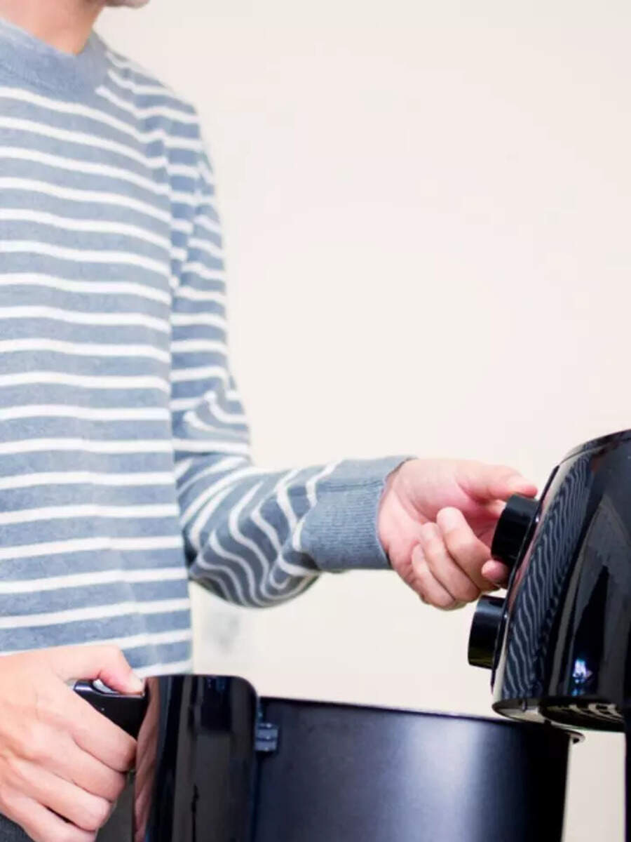  எல்பிஜி தட்டுப்பாடு காரணமாக ஏர் ஃப்ரையர் யூஸ் பண்றீங்களா? சமைக்கக்கூடாத 4 வகையான உணவுகள்! 