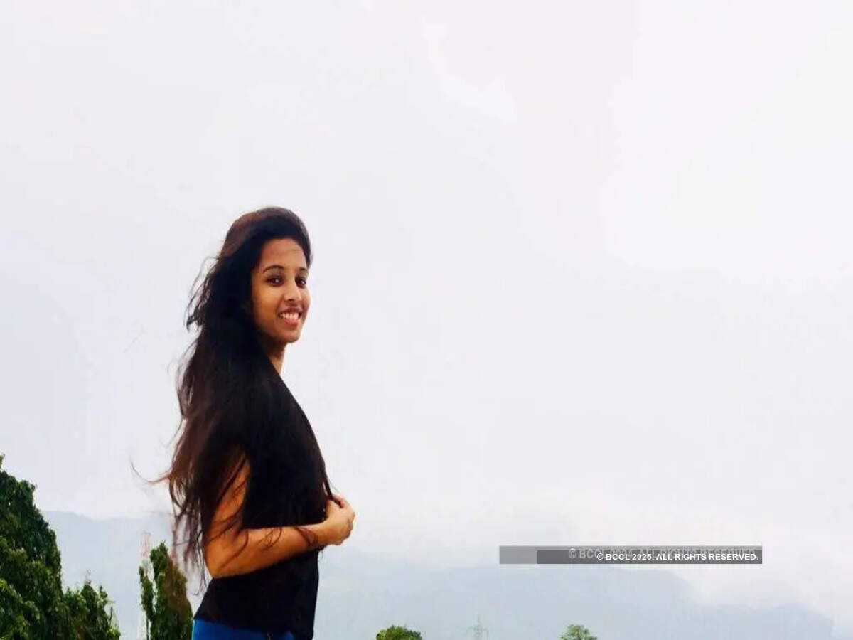 Janani Subburaj from Chennai wins Dr Tvacha Super Judge contest