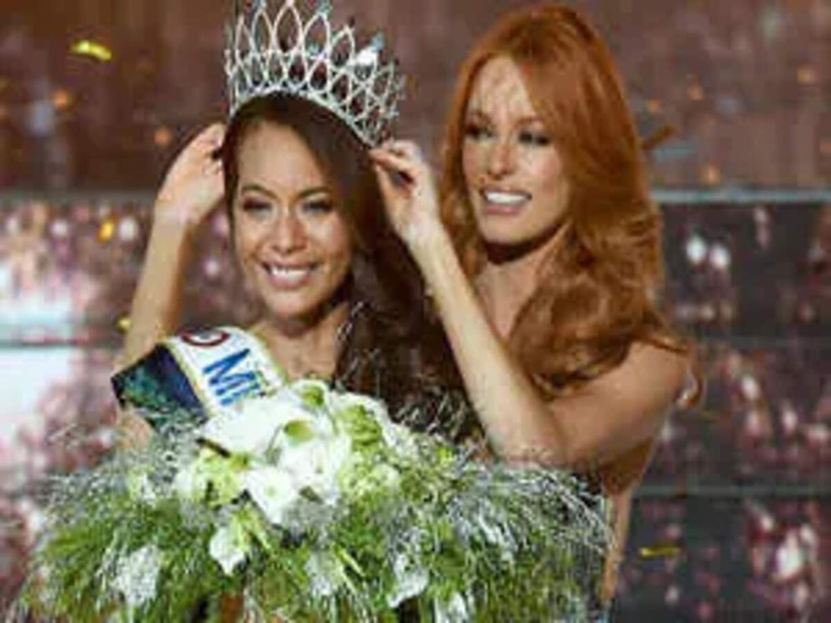 Miss Tahiti Vaimalama Chaves crowned Miss France 2019