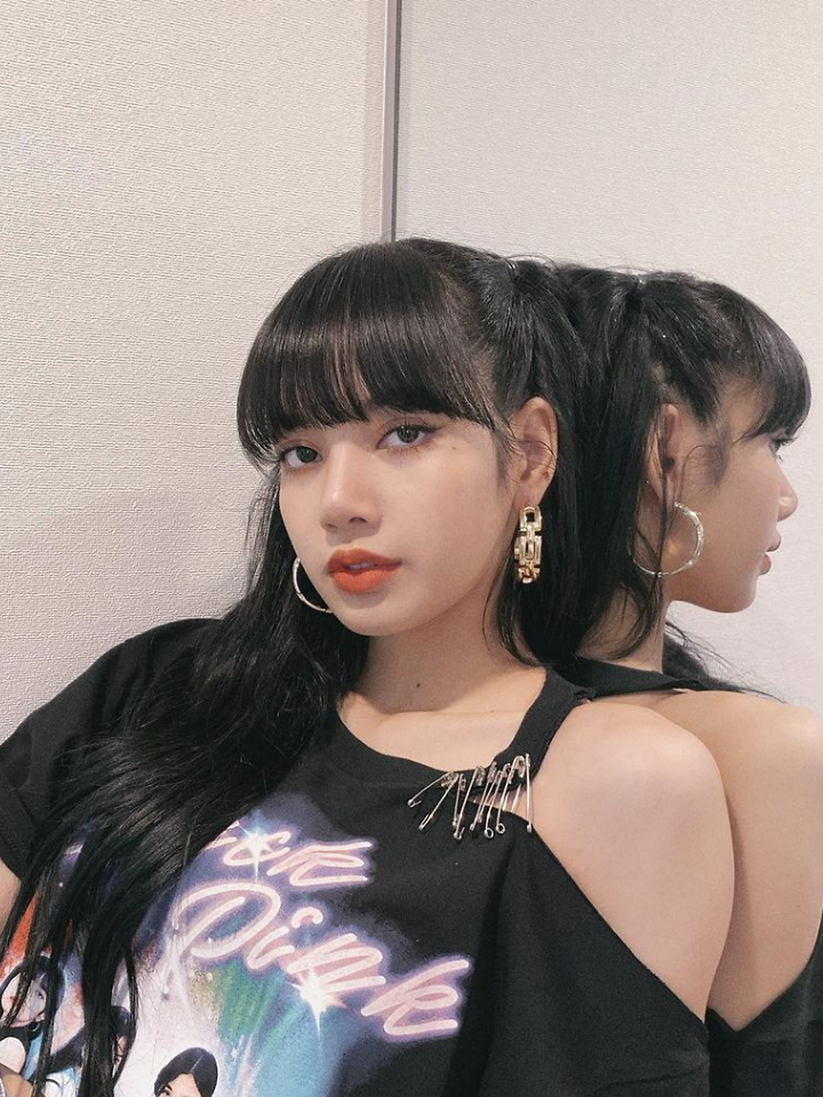 Stylish hairdos only BLACKPINK's Lisa can pull off | Zoom TV