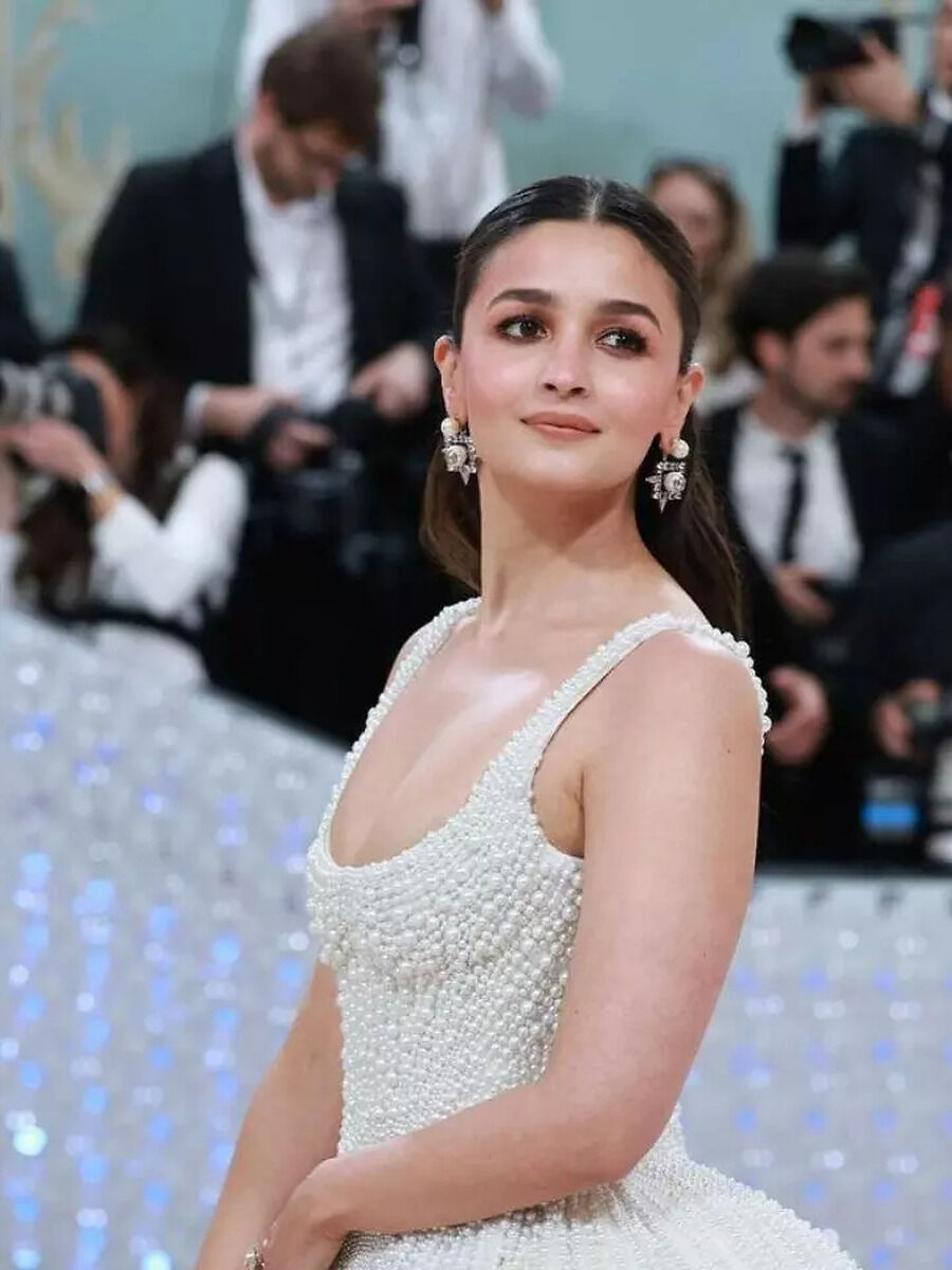 Best Dressed At Met Gala 2023: Alia Bhatt, Rihanna, Gigi Hadid Steal ...